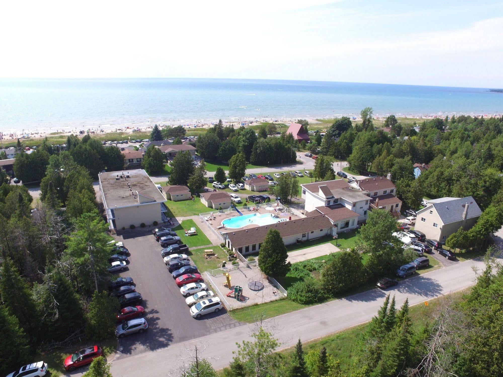 Sauble Beach Lodge Extérieur photo